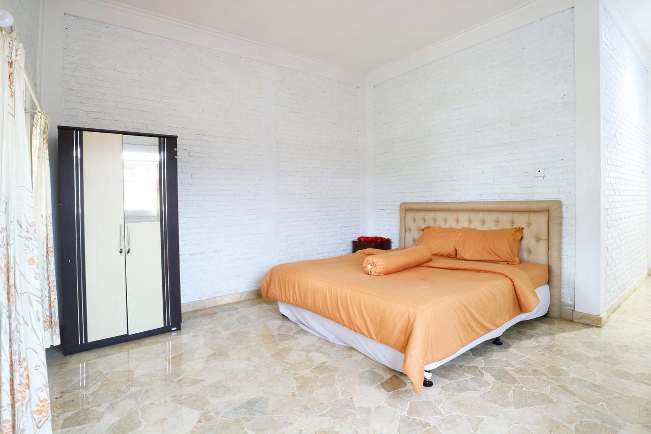 Paragajen Villa Madani מראה חיצוני תמונה