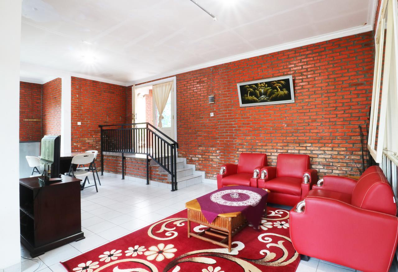 Paragajen Villa Madani מראה חיצוני תמונה