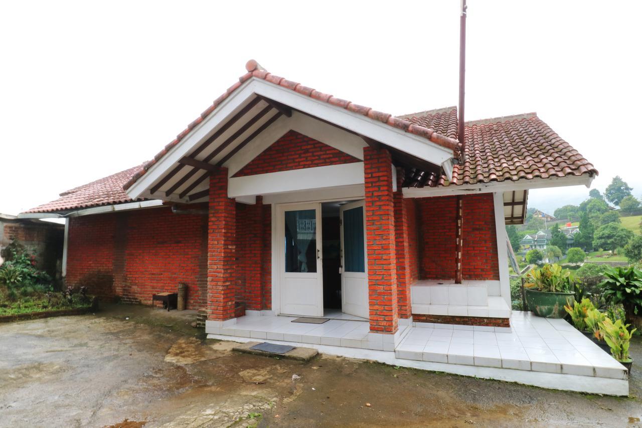 Paragajen Villa Madani מראה חיצוני תמונה