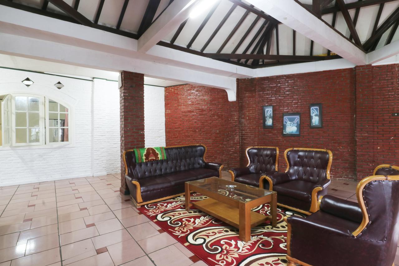 Paragajen Villa Madani מראה חיצוני תמונה
