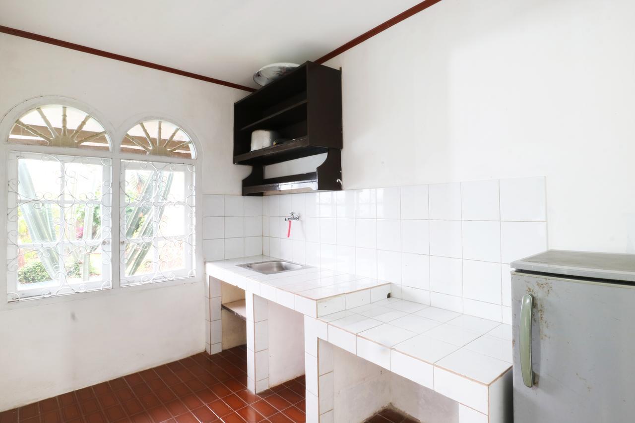 Paragajen Villa Madani מראה חיצוני תמונה